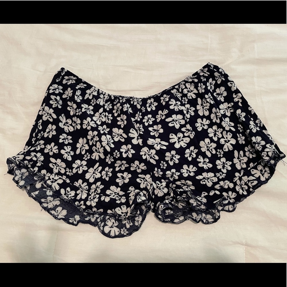 Dark Blue Rib Ruffled Shorts with White flower pat